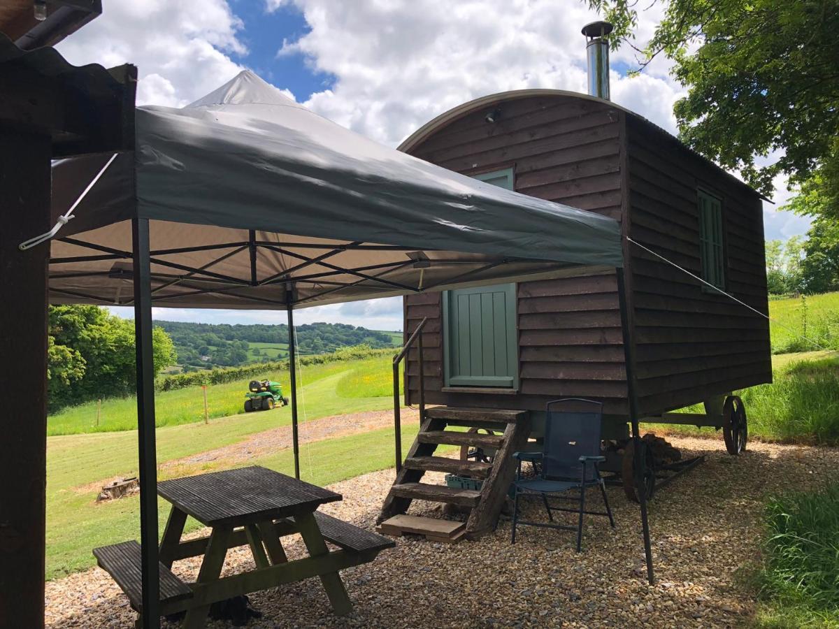 The Shepherds Hut At The Shippen, Tiphayes Honiton Buitenkant foto